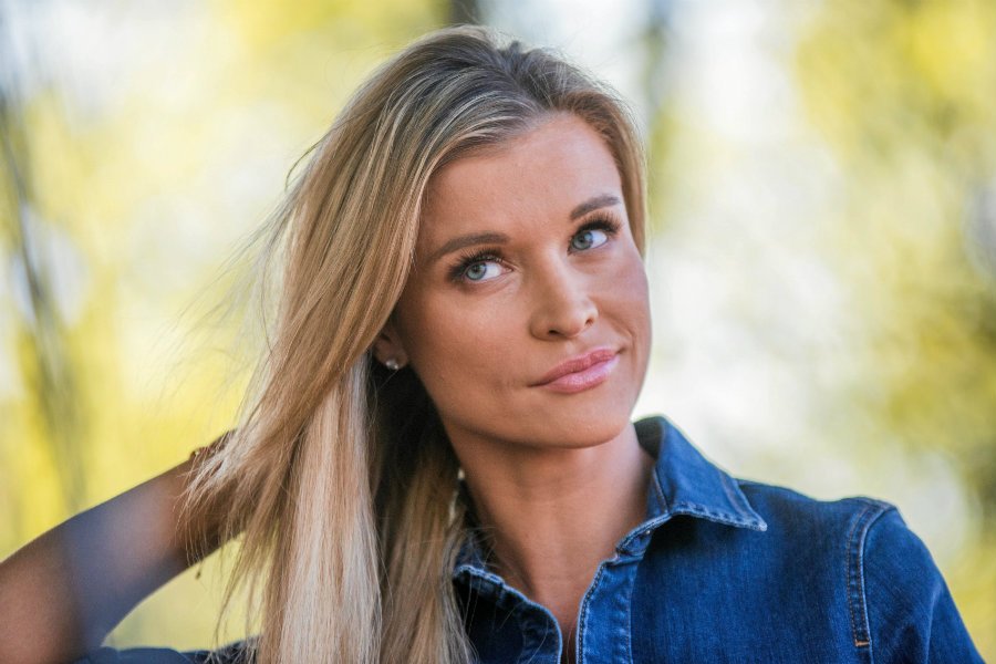 Joanna Krupa będzie jedną z gwiazd nowego show TVN "Starsza pani musi fiknąć".