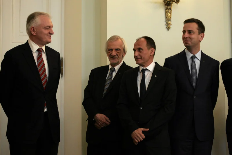 Spekuluje się, że niedługo może dojść do podwójnego transferu z PSL do PiS.