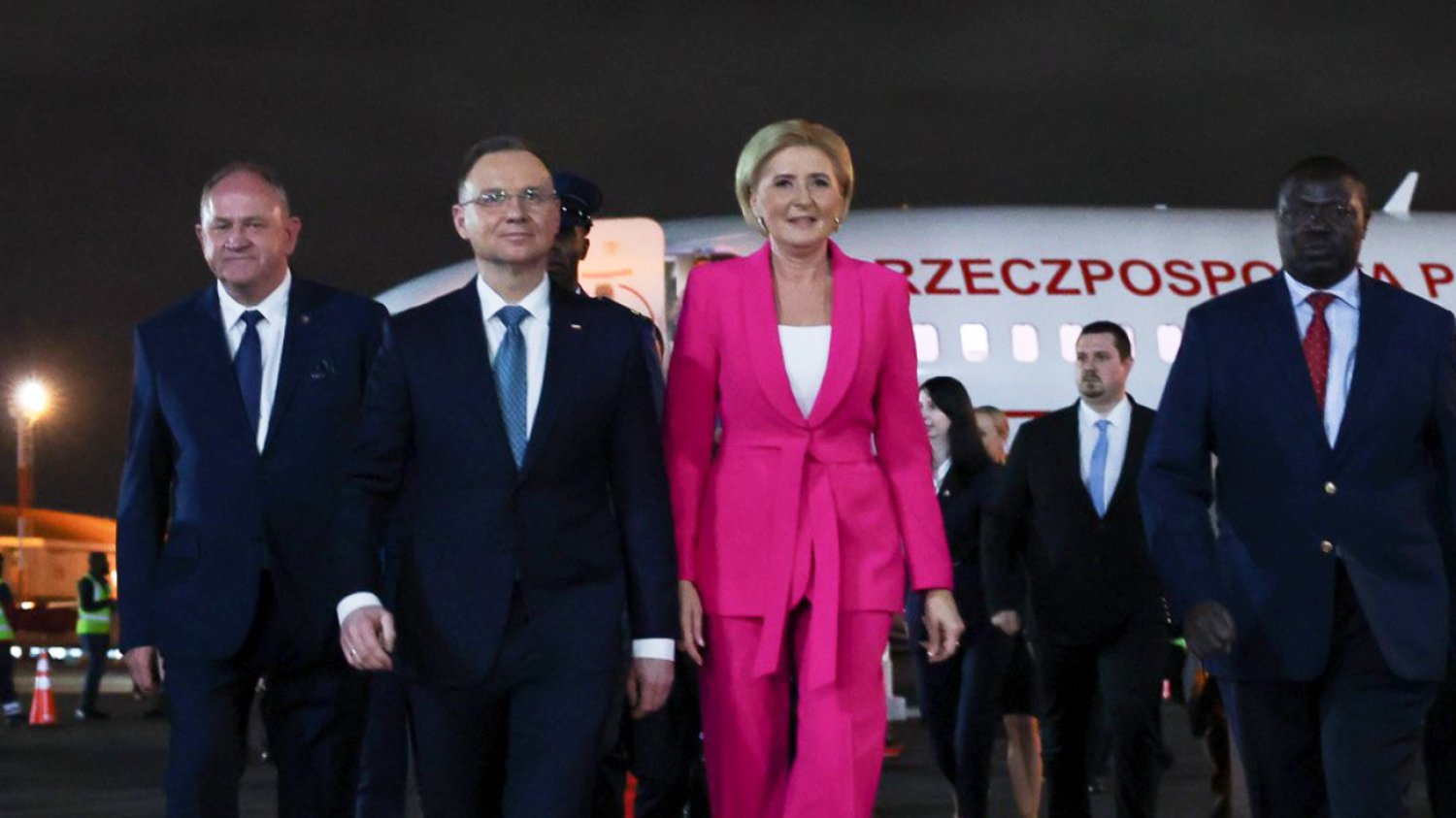 Miażdżąca krytyka kreacji Pierwszej Damy. "Tanio, jak z wesela"