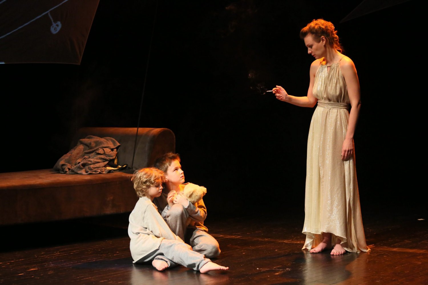 20.05.2014 Warszawa, Teatr Polonia. Magdalena Boczarska w tytulowej roli w spektaklu "Medea" w reżyserii Doroty Kędzierzawskiej.