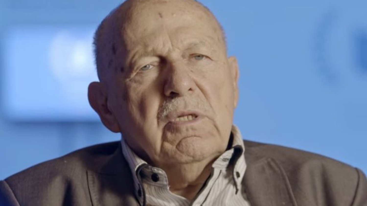 Dziennikarz Mariusz Zielke oskarża muzyka Krzysztofa Sadowskiego o molestowanie seksualne dzieci z programów TVP i Polsatu. Według prawicowych internautów media o tym nie informują – jak jest naprawdę?
