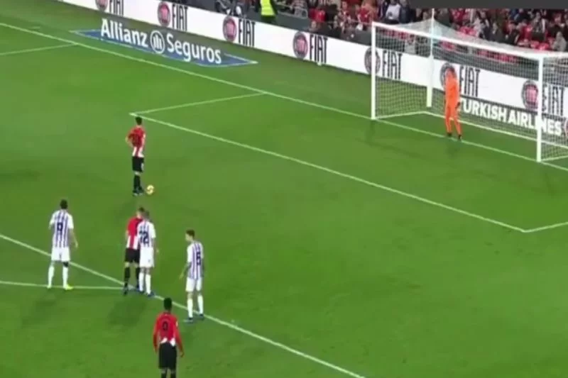 Aritz Aduriz z pewnością wpisze się na karty historii piłki nożnej.