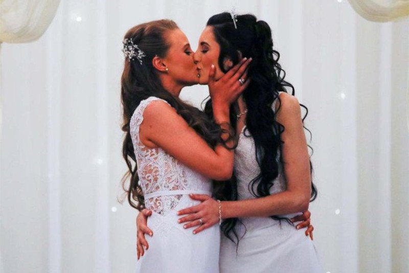 W Irlandii Północnej odbył się niedawno pierwszy ślub homoseksualnej pary.
