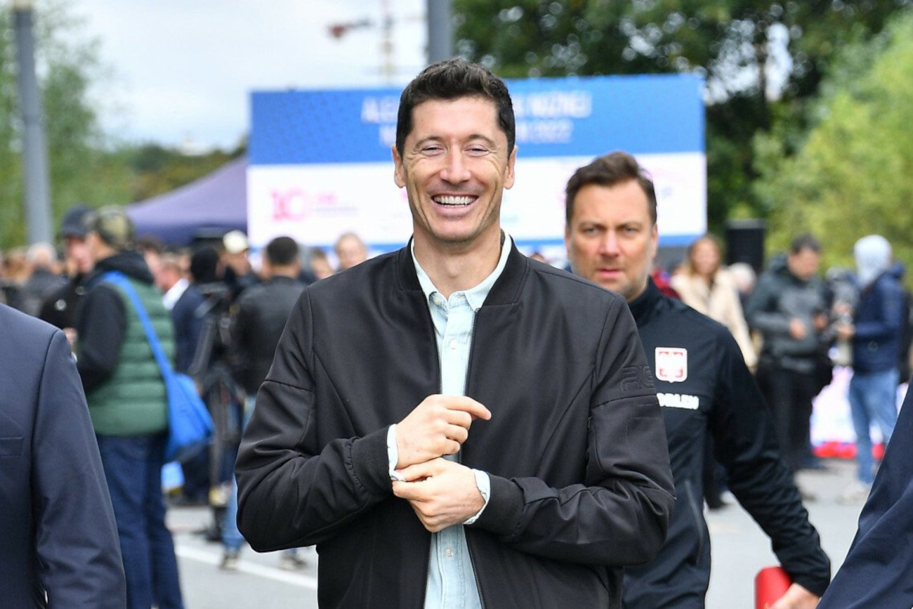 Robert Lewandowski w Bayernie Monachium spędził osiem lat. Polak stał się jednym z najważniejszych piłkarzy klubu.