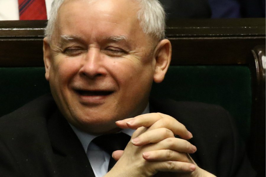 Prawo i Sprawiedliwość znów nokautuje Platformę Obywatelską.