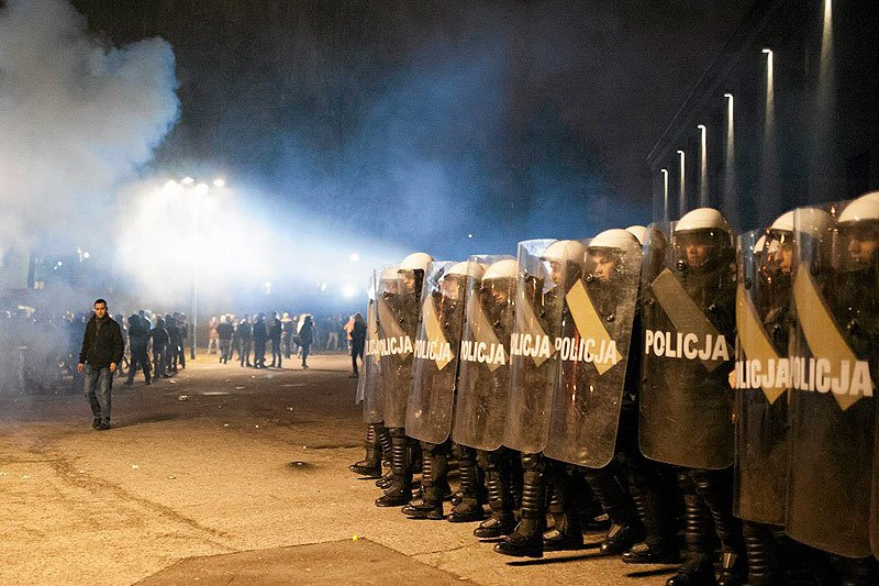 W Zabrzu pięciu funkcjonariuszy policji zostało poważnie rannych po ataku ze strony uczestników górniczej demonstracji.