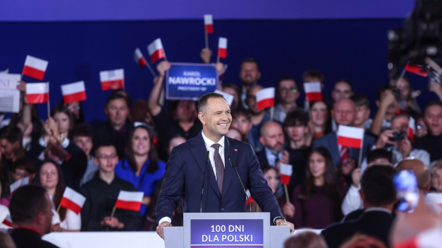 100 dni Nawrockiego. Prawica w euforii, a tak podsumowali go Polacy