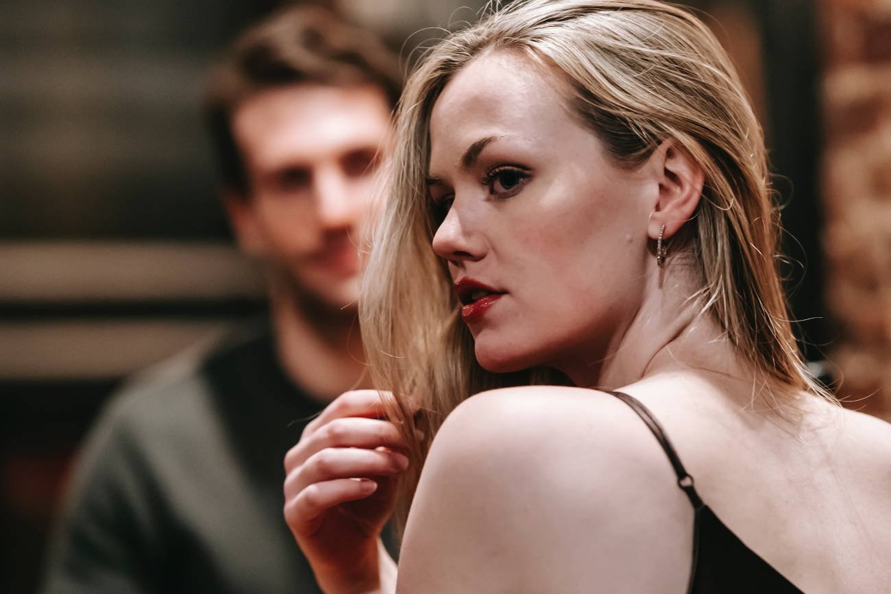 Jak wyleczyć się ze złamanego serca? Oystering to nowy trend randkowy