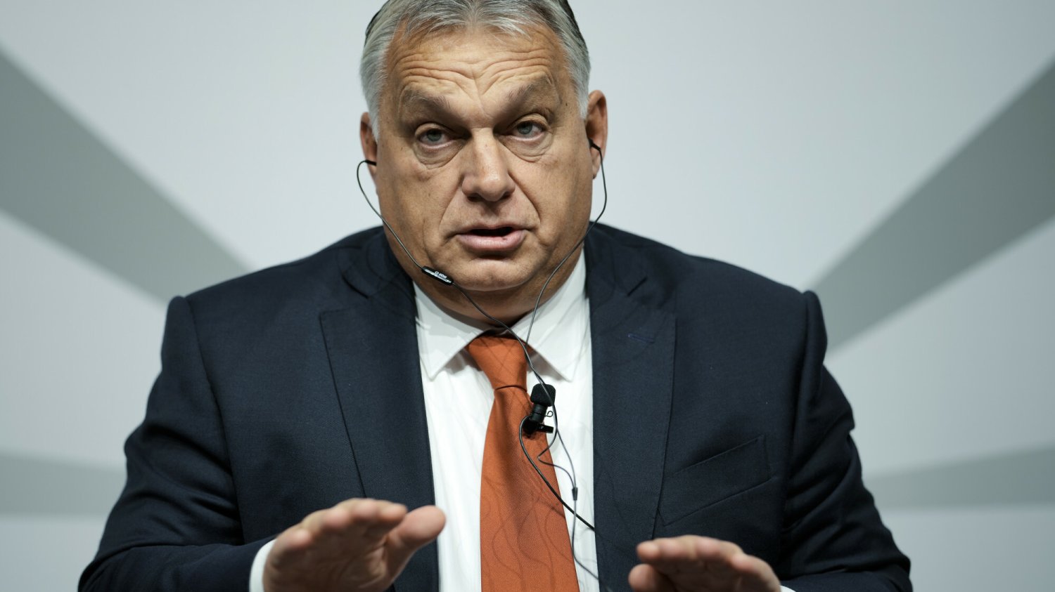Viktor Orban zwołał nadzwyczajne posiedzenie Rady Obrony Węgier.
