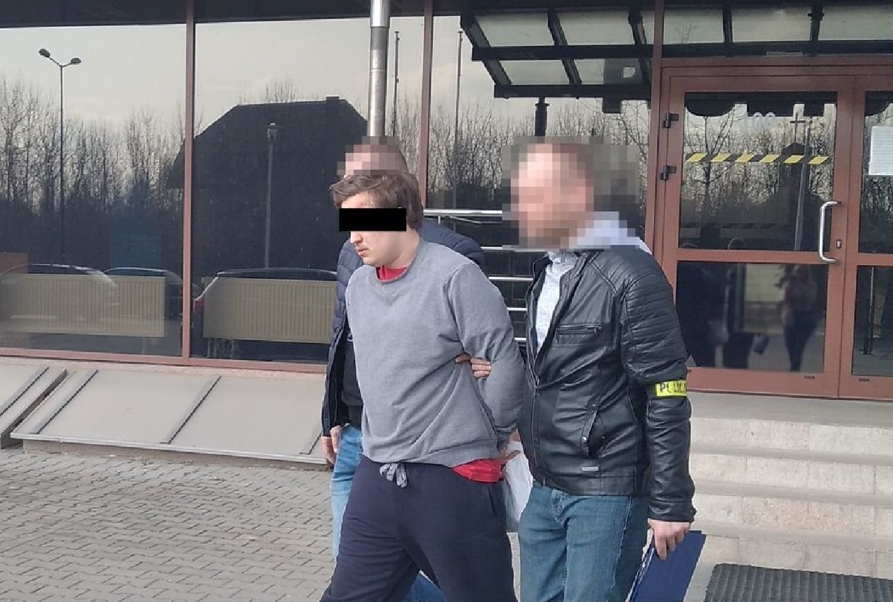 Zamordował przyjaciela nożem. Wcześniej pobił jego dziewczynę.