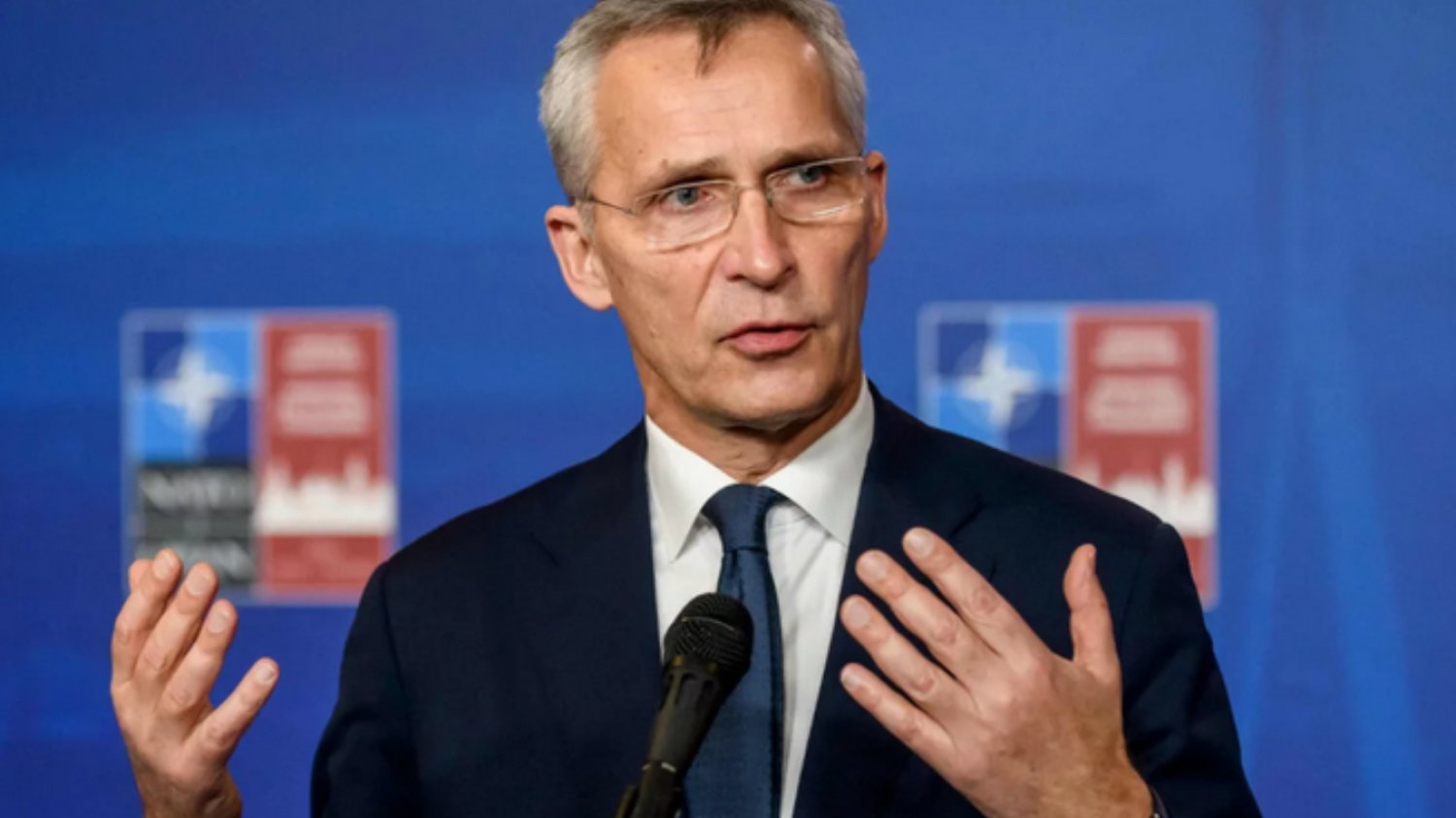 Szef NATO: Rosja przerzuca siły na wschód Ukrainy.