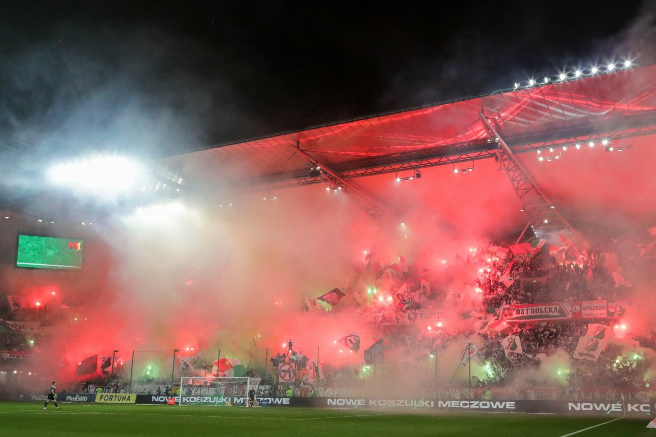 Kibice Legii Warszawa zgarnęli wyróżnienie prestiżowego serwisu kibicowskiego Ultras World.