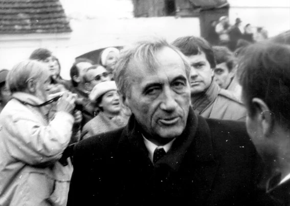 Tadeusz Mazowiecki w 1989 roku.