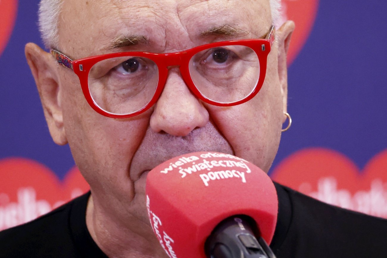 Groził śmiercią Owsiakowi. Policja postawiła mu zarzuty.