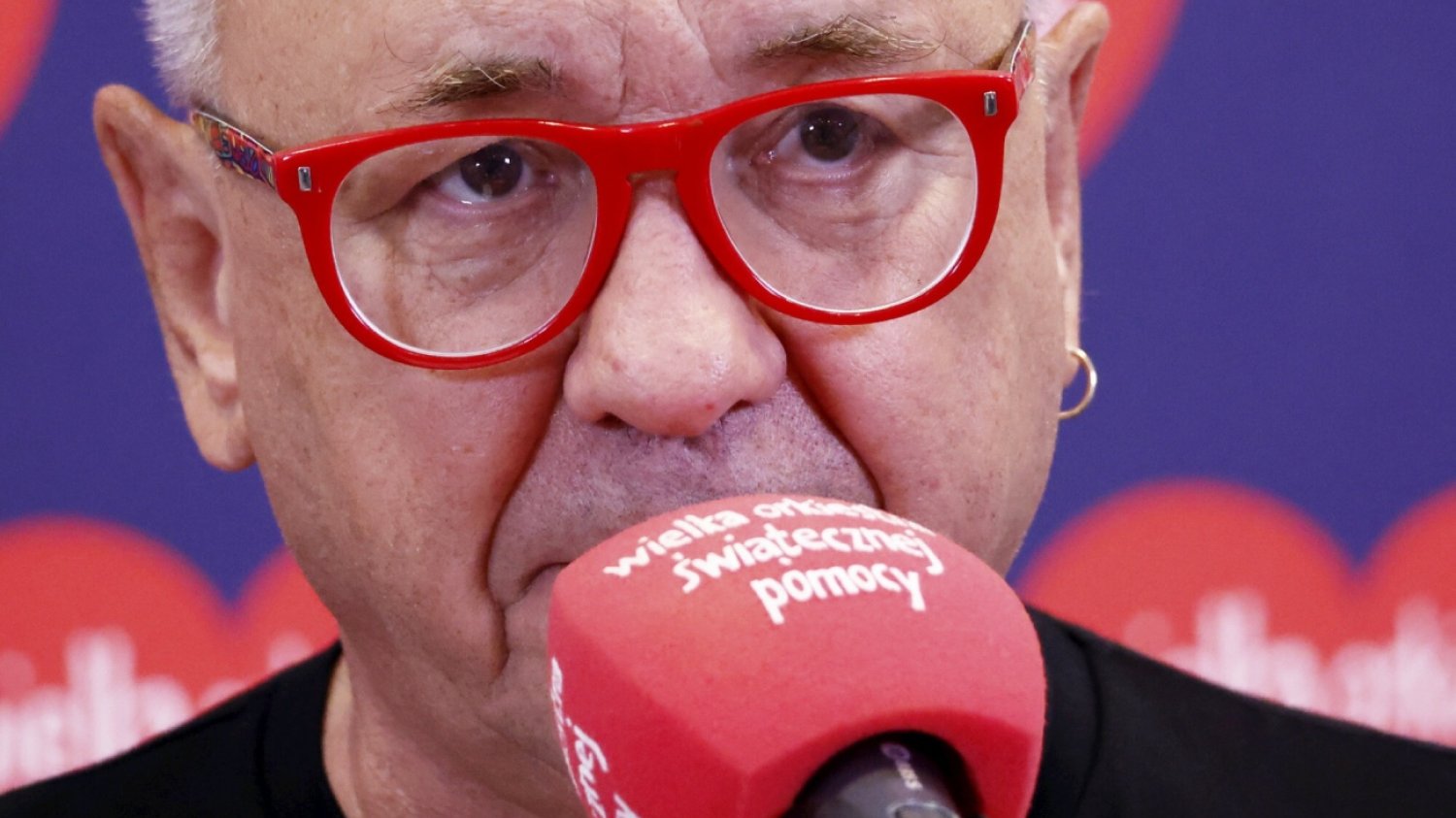 Kolejny hejter zatrzymany. Mężczyzna groził śmiercią Owsiakowi. Groził śmiercią Owsiakowi. Policja postawiła mu zarzuty.