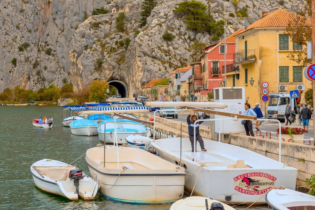 Polacy idą na rekord w tym kraju. Pierwszy milion turystów już spędził tam wakacje