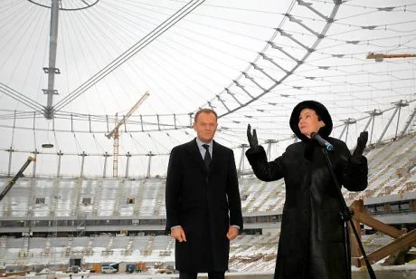 Premier Tusk i Prezydent Hanna Gronkiewicz-Waltz osobiście nadzorują budowę Stadionu Narodowego