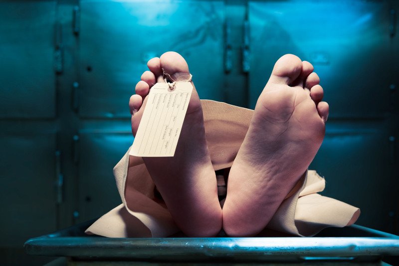 Śmierć wydaje się odległa. Dzisiejsi 20, 30-latkowie średnio będą dożywać 100 lat. Ale nie zawsze będzie komfortowo...