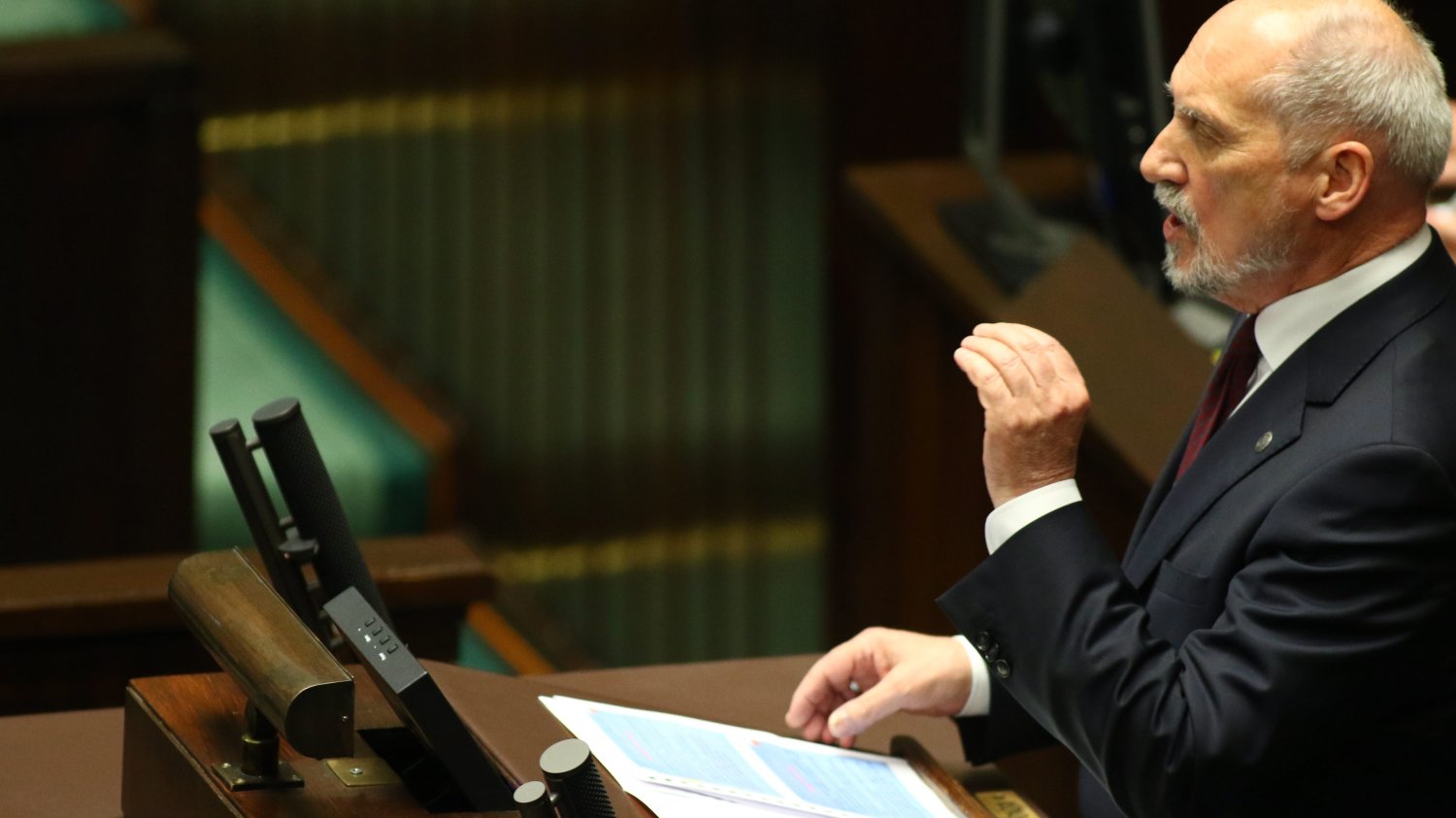 Antoni Macierewicz odpowiedział Grzegorzowi Schetynie