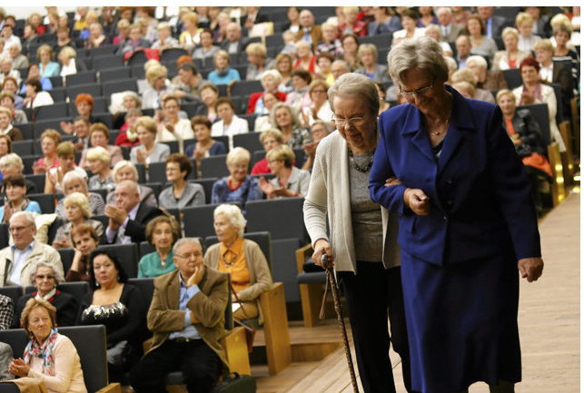 Kto chce obniżenia wieku emerytalnego?