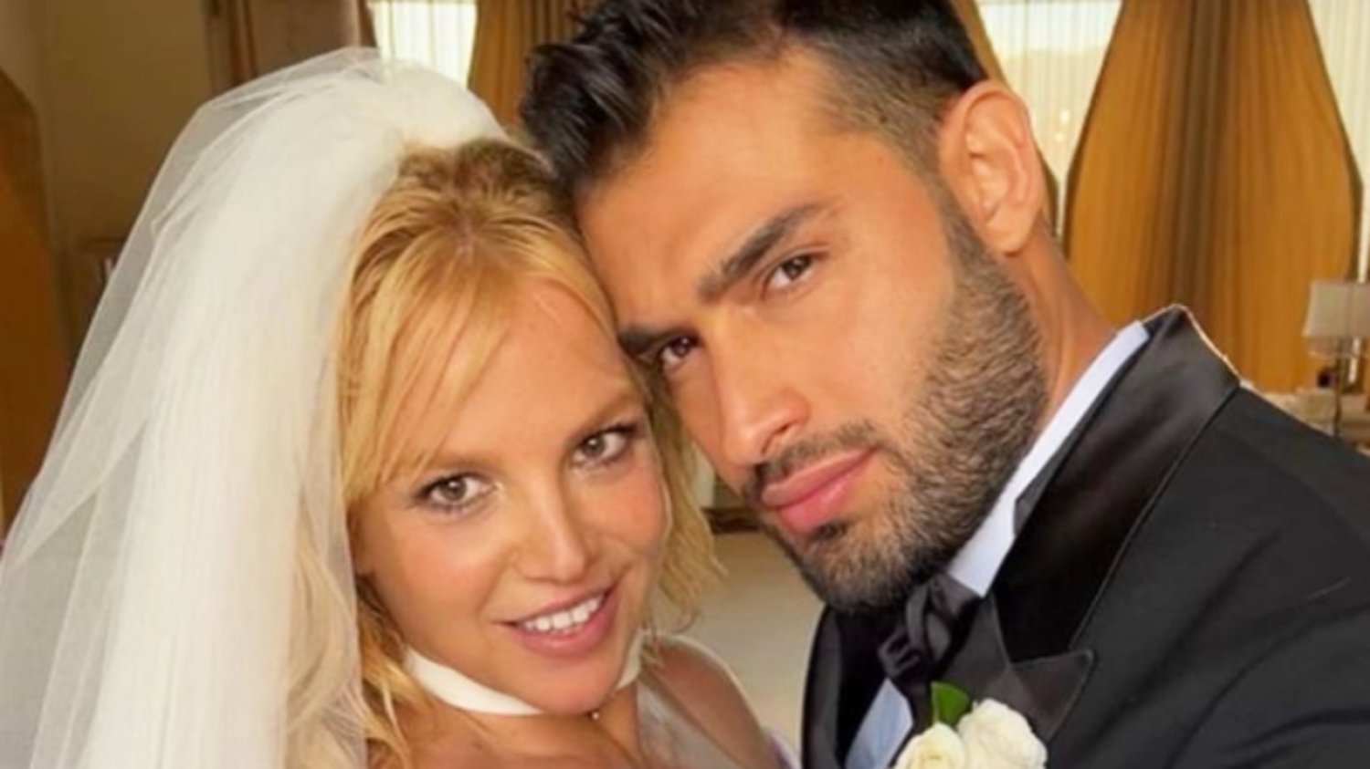 Britney znowu singielką. Sam Asghari potwierdził, że rozwodzi się z gwiazdą
