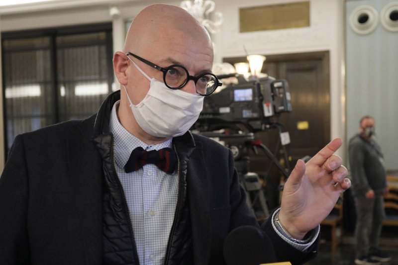 Michał Kamiński ujawnił pomyłkę sanepidu.