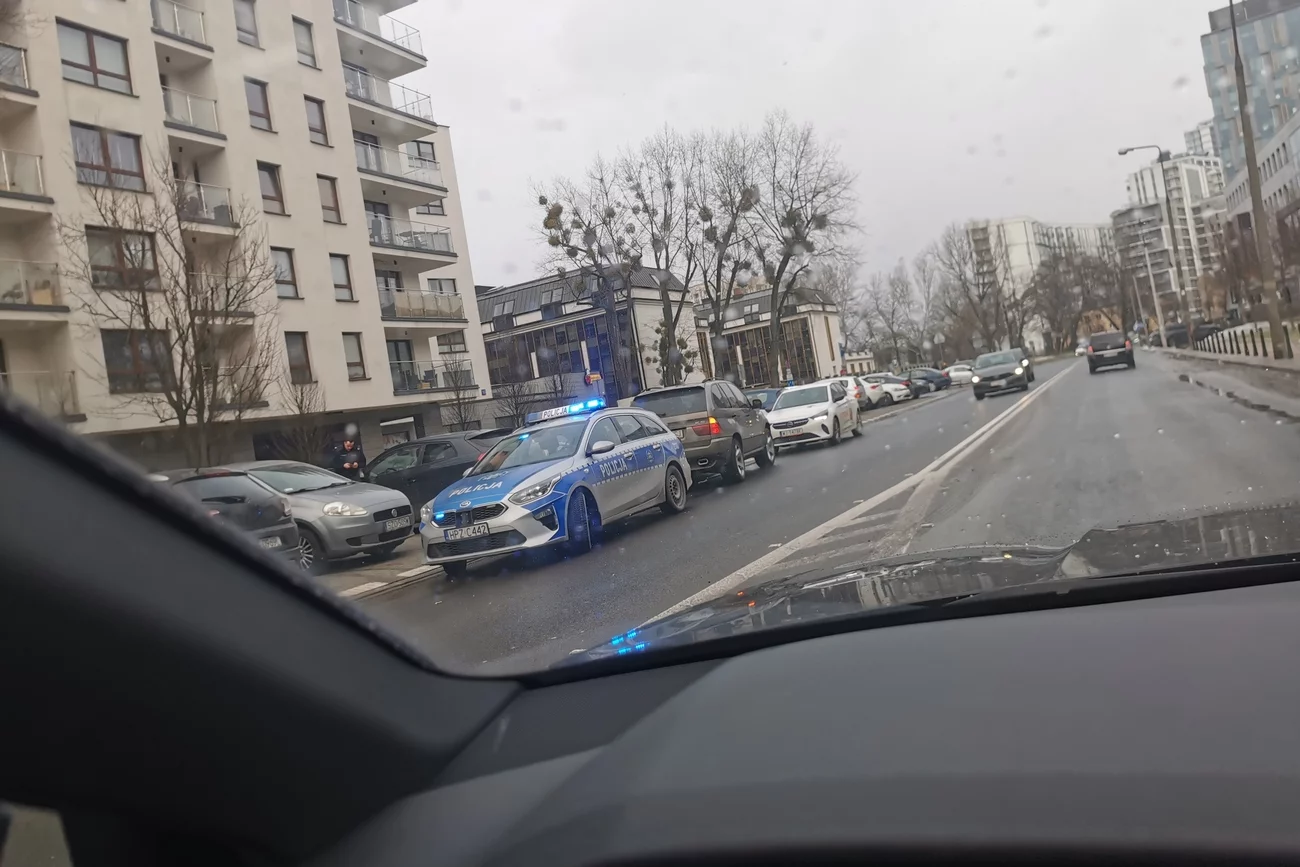 Na warszawskiej dzielnicy doszło do kradzieży.