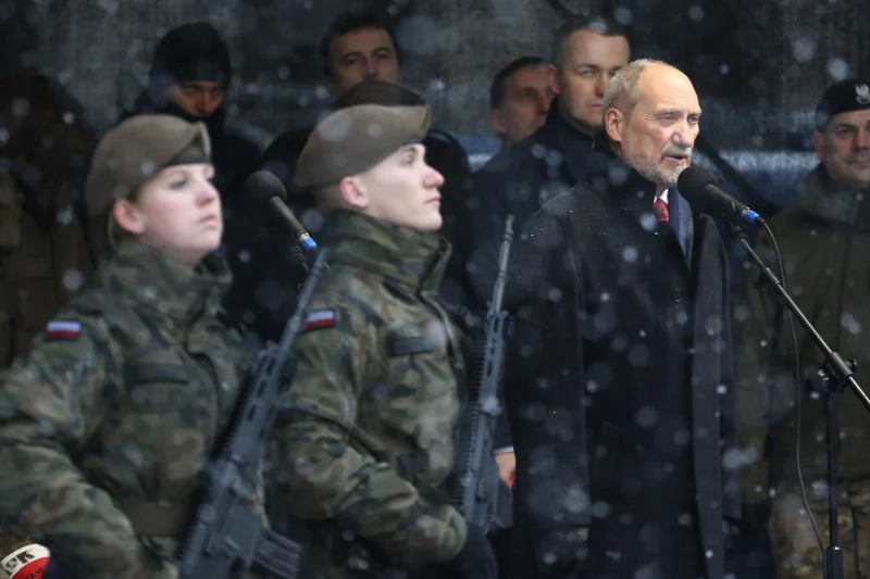 Co prawda, przed dymisją Antoni Macierewicz przyspieszył z WOT-em, jednak teraz szykują się cięcia.