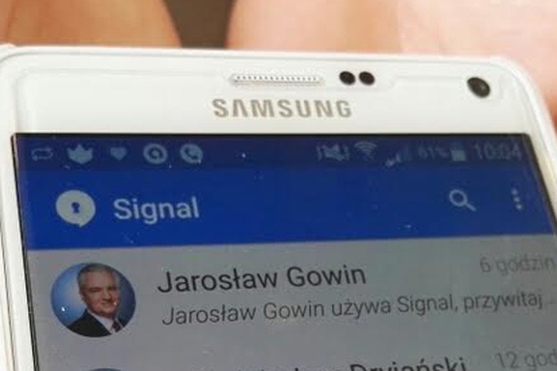 Na telefonie komórkowym ministerstwa którym kieruje Gowin, zainstalowano aplikację antyinwigilacyjną.