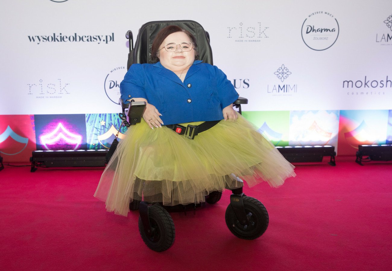 Blogerka i aktywistka z niepełnosprawnością napotkała w kinie na bariery nie do przejścia.