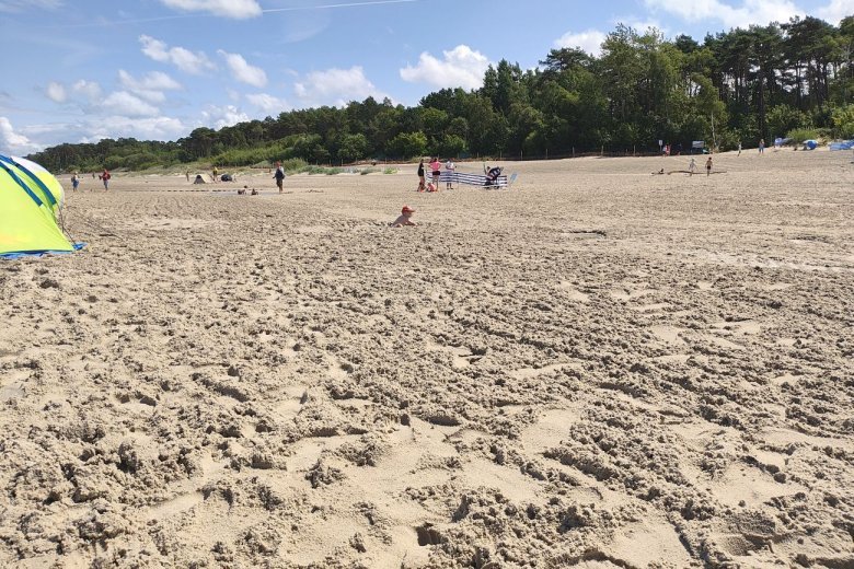 Usteckie plaże są w tym sezonie aż zbyt wyludnione, szczególnie biorąc pod uwagę zdanie mojego synka.