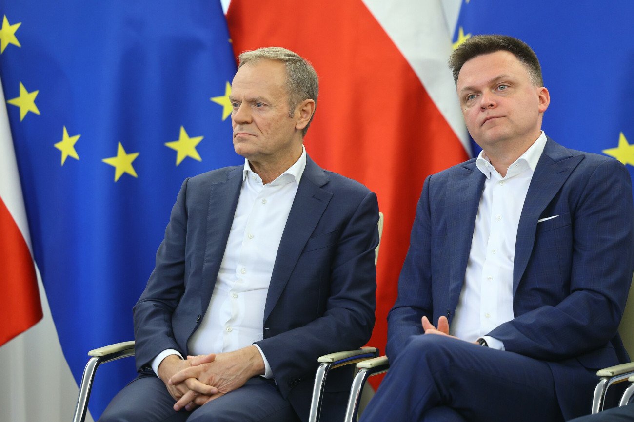 Dlaczego Szymon Hołownia uczestniczył w posiedzeniu Rady Bezpieczeństwa Narodowego, a Donald Tusk nie? – pytają internauci.