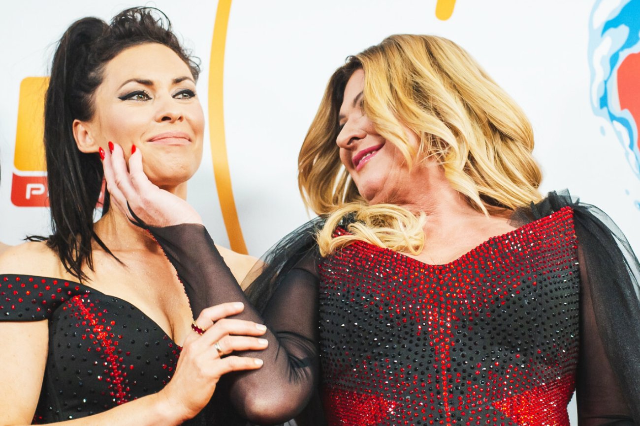 Beata Kozidrak złożyła życzenia córce. W tle utwór "Dwa serca dwa smutki"