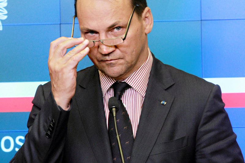 W poniedziałkowej "Kropce nad i" Radosław Sikorski przekonywał o skuteczności polskiej polityki zagranicznej.