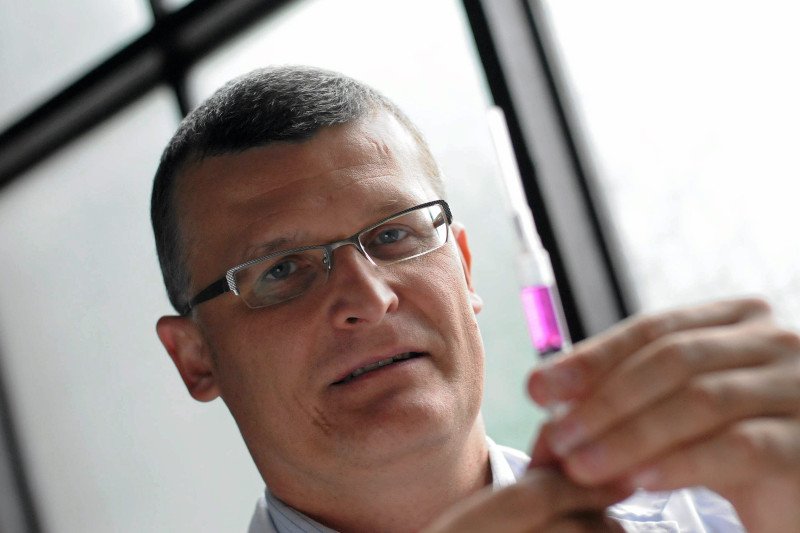 Dr Paweł Grzesiowski jest uznanym epidemiologiem
