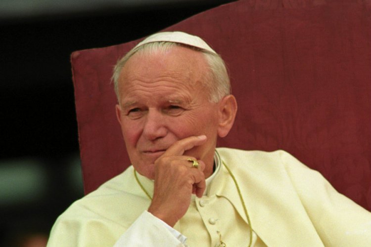 Sondaż IBRiS dla "Rzeczypospolitej". Jan Paweł II a pedofilia.