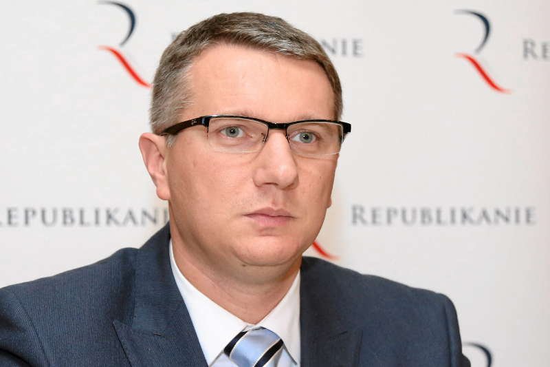 Przemysław Wipler nie jest już prezesem Stowarzyszenia Republikanie - taka informacja pojawiła się na jednym z portali