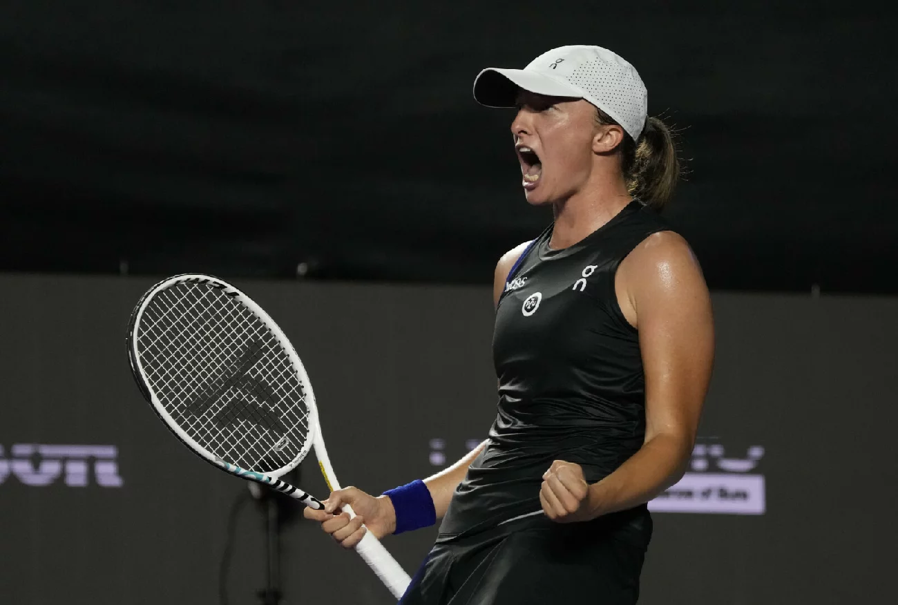 Iga Świątek w finale WTA! Znów pokonała Arynę Sabalenkę.