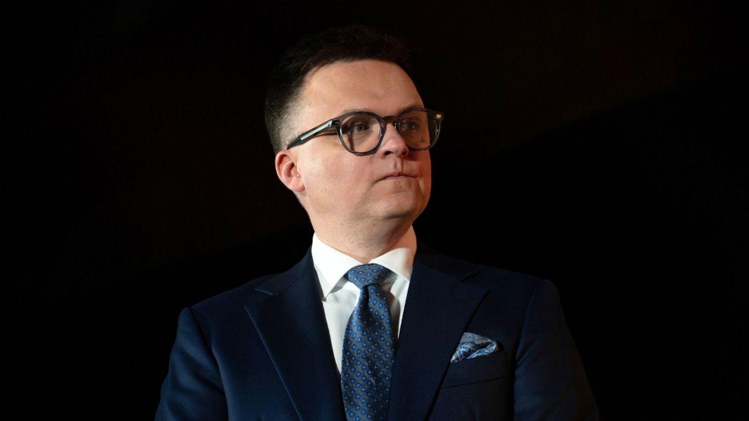 Hołownia zmienia plan? Na to może zamienić american dream. Szymon Hołownia mógłby zostać ambasadorem w Watykanie? To nowy pomysł na jego karierę.