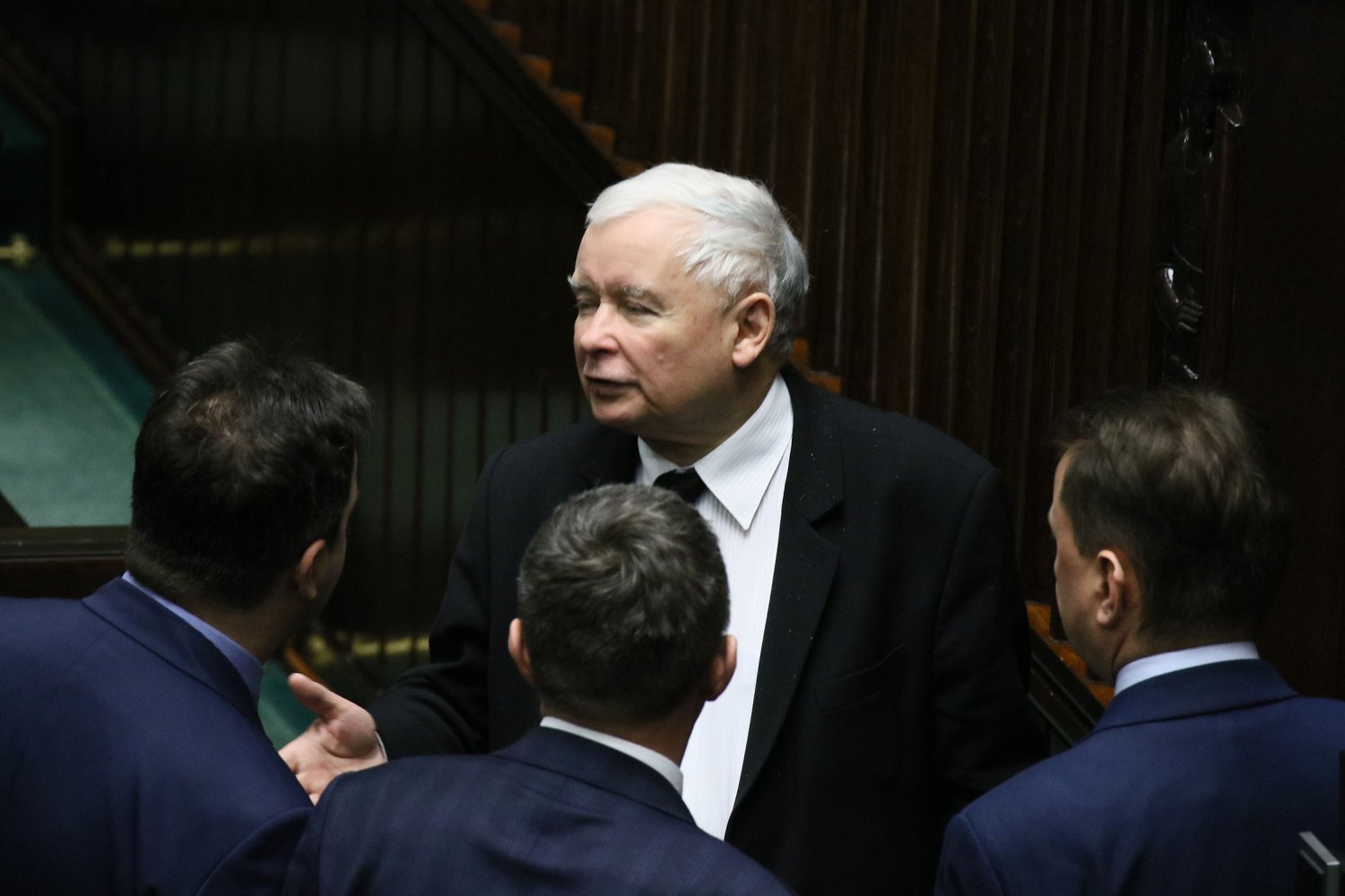 Prezes Kaczyński prawdopodobnie wcale nie zareagował tak wylewnie na podarte spodnie tłumaczki.