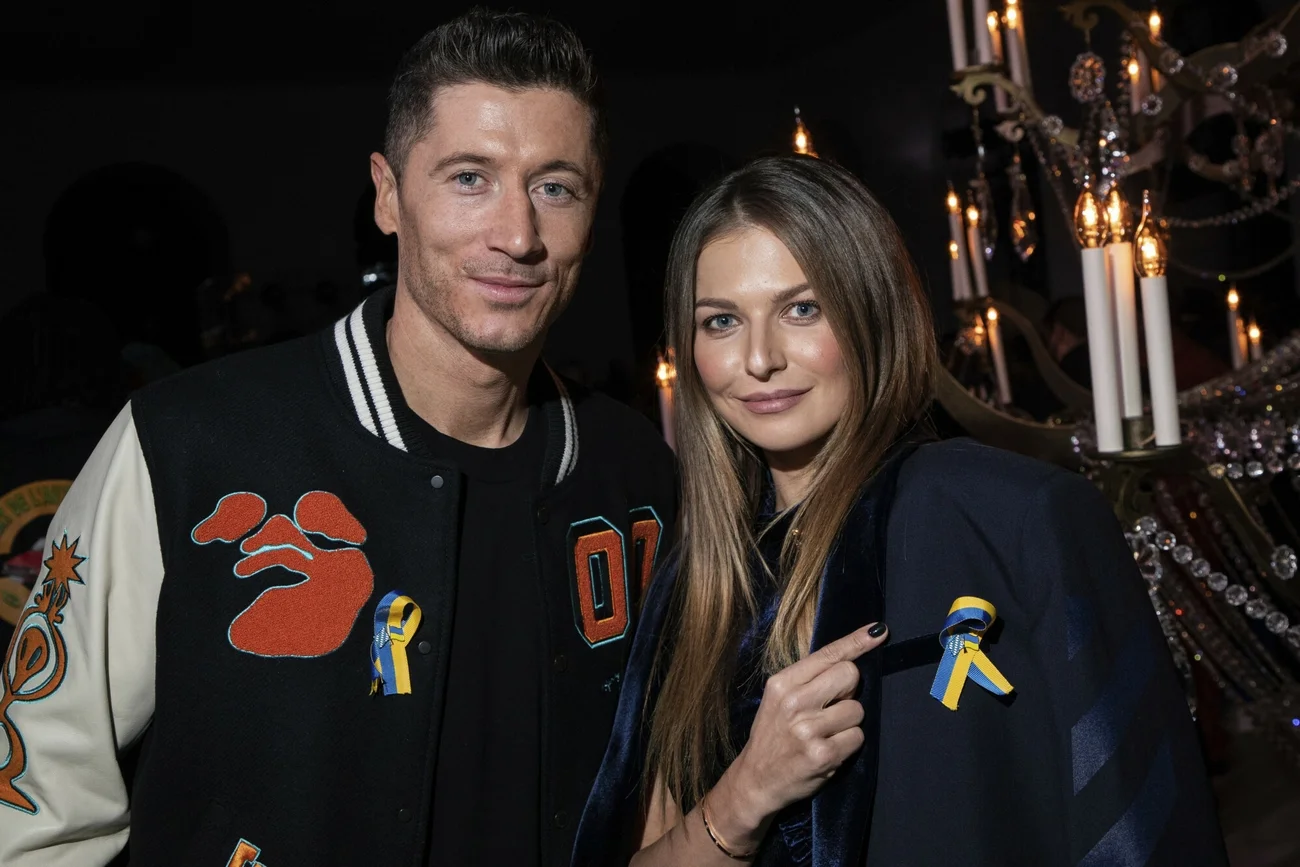 Anna i Robert Lewandowscy opowiedzieli o tym, jak pomagają Ukraińcom. Córka Klara pytała ich o wojnę.