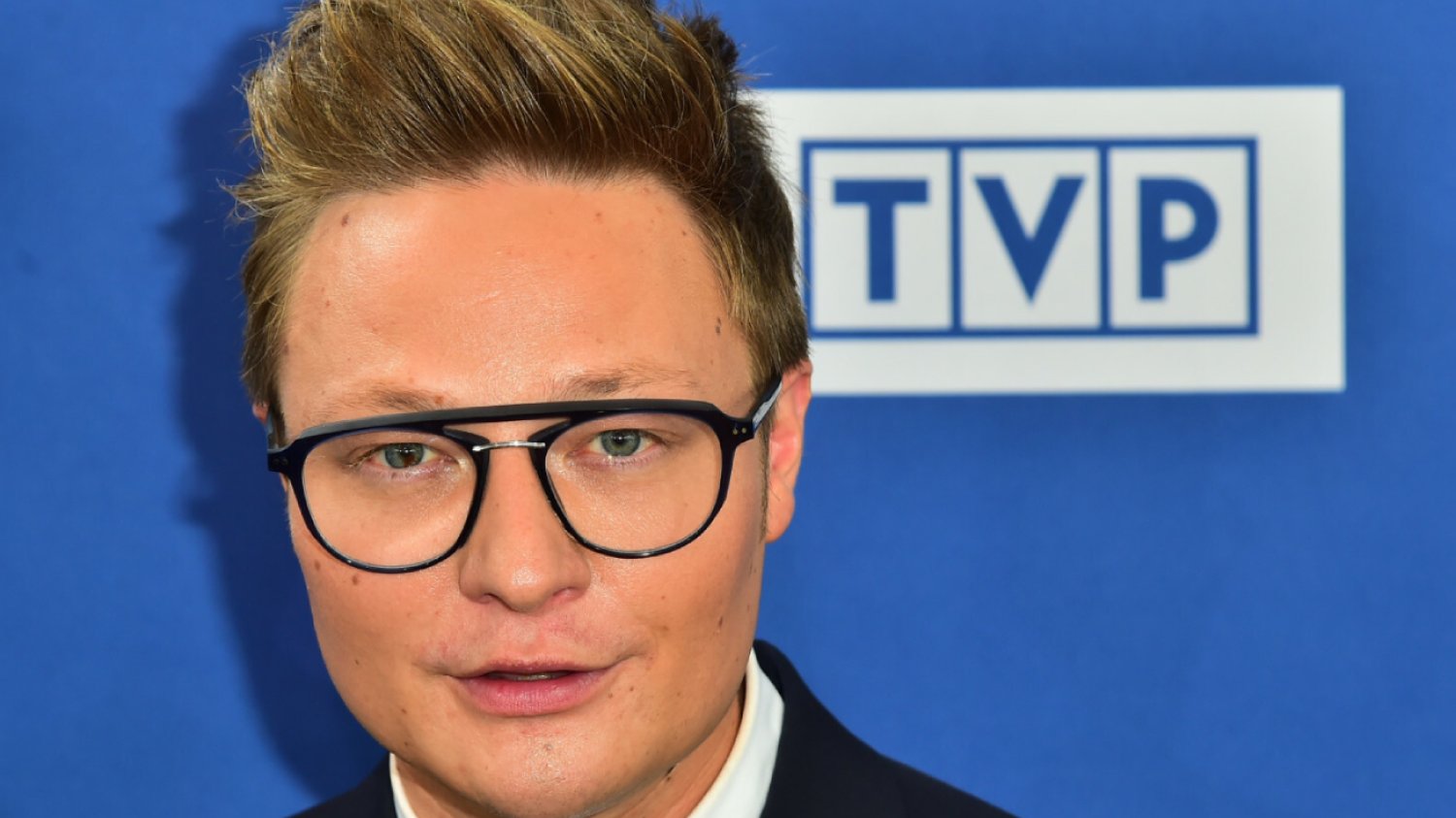 Mateusz Szymkowiak z TVP pod ostrzałem. "Przebierał nogami"