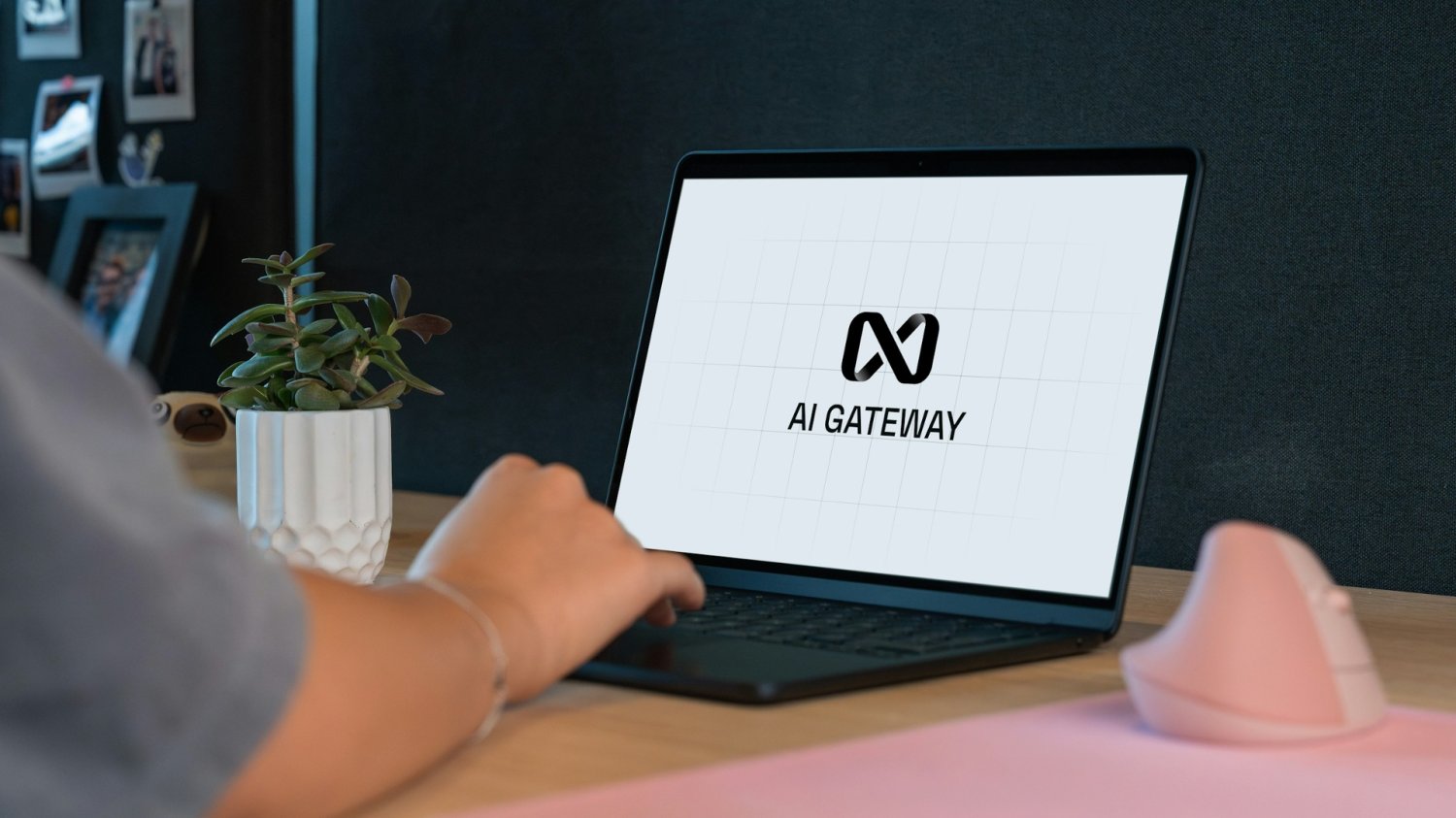 NPU (Neural Processing Unit) to w nowoczesnych procesorach w laptopach dedykowany układ, który przyspiesza wykonywanie wszelkich zadań związanych z AI.