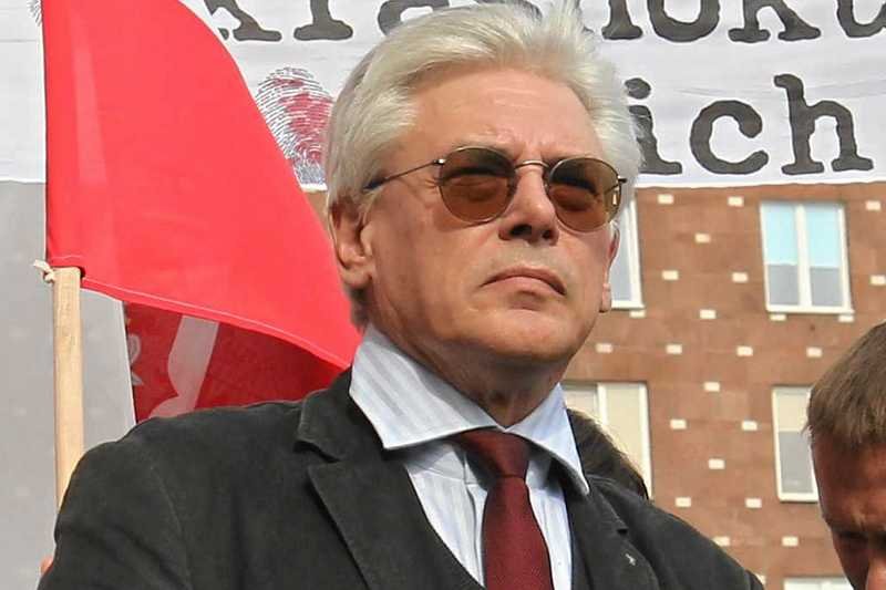 Wojciech Reszczyński na marszu "Obudź się, Polsko"