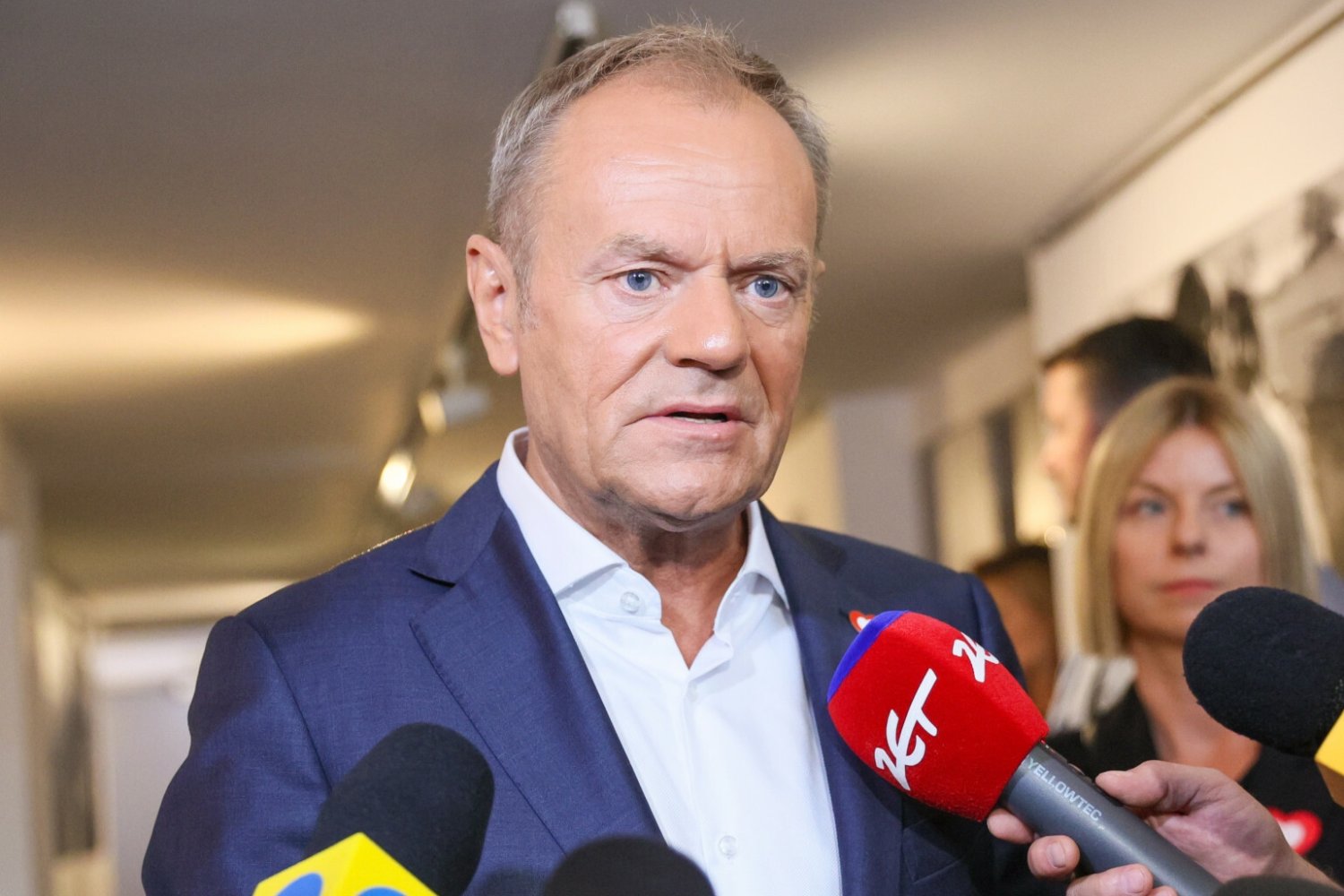 Tusk zabrał głos ws. swoich zarobków. Odpowiedział na zaczepkę premiera.