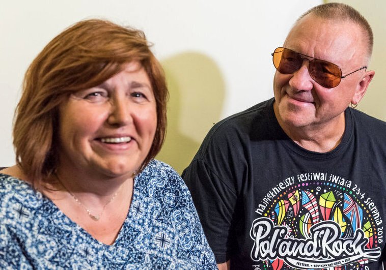 Lidia Niedźwiedzka-Owsiak, czyli "Dzidzia": kim jest żona Jurka Owsiaka? Wiek, wykształcenie, dzieci, rodzina, ciekawostki Lidia Niedźwiedzka-Owsiak, czyli "Dzidzia": kim jest żona Jurka Owsiaka?