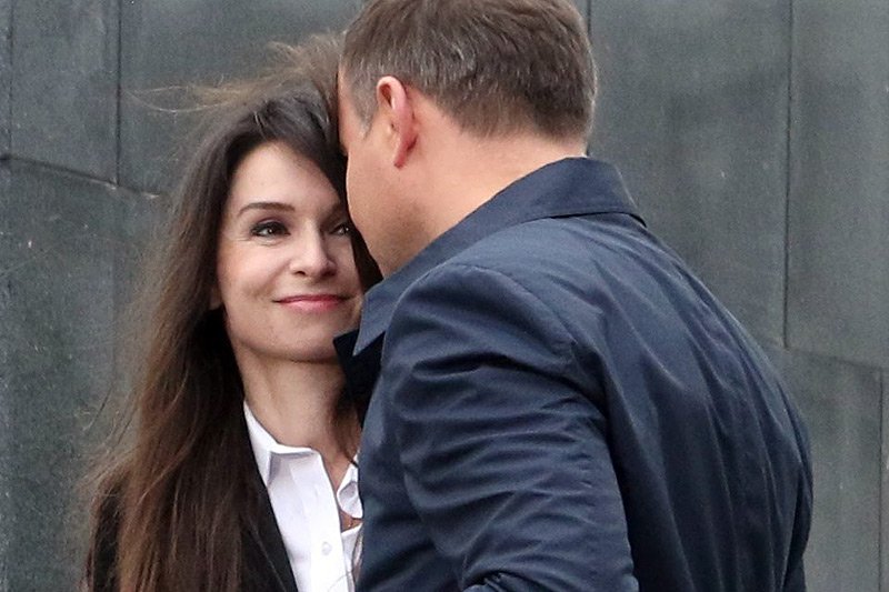 Bratanica prezesa PiS Marta Kaczyńska w swoim nowym felietonie chwali decyzję prezydenta Andrzeja Dudy o podpisaniu ustawy, która zakazuje nieletnim korzystania z solariów.