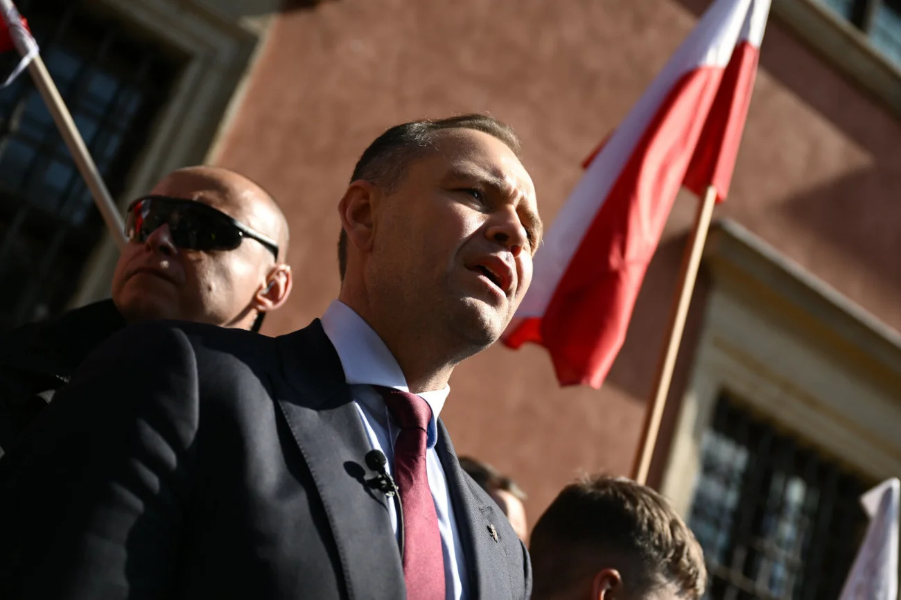 To jeszcze nie koniec afery z kawalerką Nawrockiego. Sprawa trafiła do specjalnej izby Afera z mieszkaniem Nawrockiego. Sprawę zbada teraz Izba Notarialna
