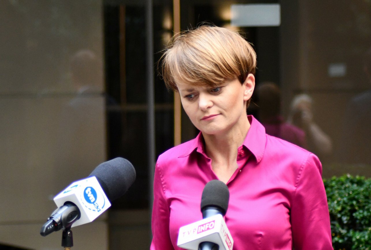 Emilewicz przeprasza za wpis o "Polakach zyskujących na pandemii".