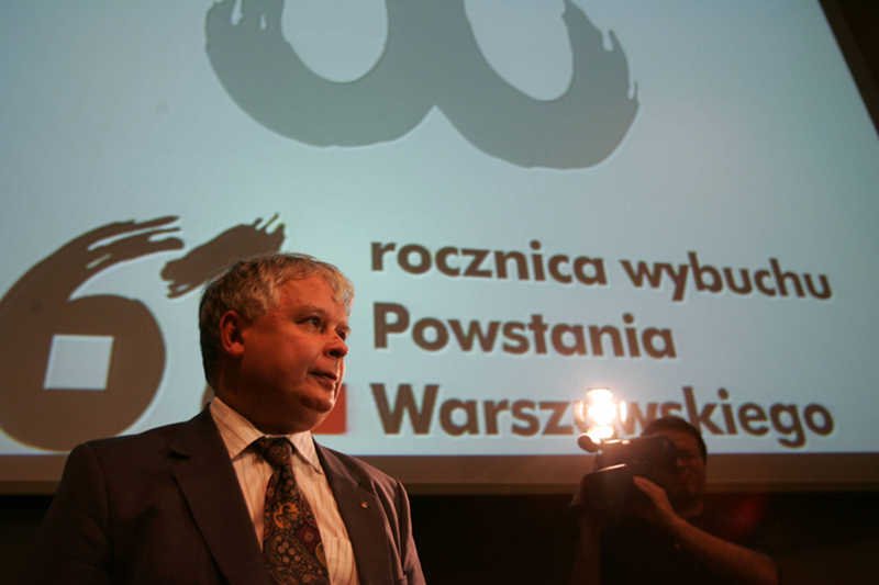 Lech Kaczyński na konferencji przed obchodami 61. rocznicy wybuchu Powstania Warszawskiego